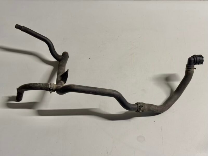 Kühlmittel Rohr Schlauch Kühlerschlauch 2.0 TDI Passat 3C Kombi 2008 03L121065