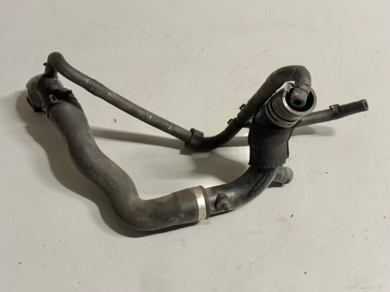 Kühlmittel Rohr Schlauch Kühlerschlauch 2.0 TDI Passat 3C Kombi 2008 3C0121087