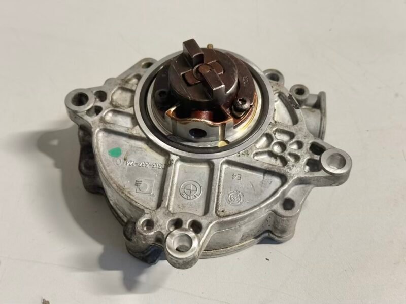 Vakuumpumpe Unterdruckpumpe BMW 116i E81 2011 0313327116, 7547024, 11667547024