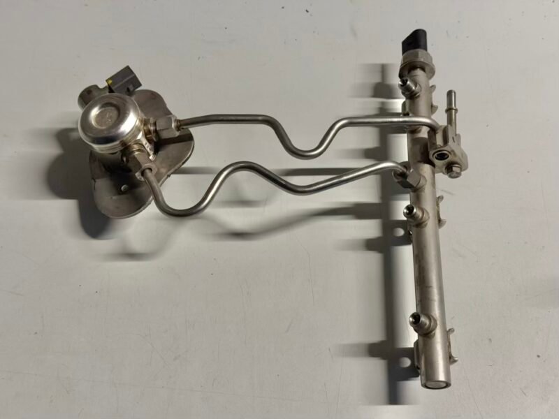 Hochdruckpumpe Hochdruckrail BMW 116i E81 2011 13517562473, 0261520041, 7562474