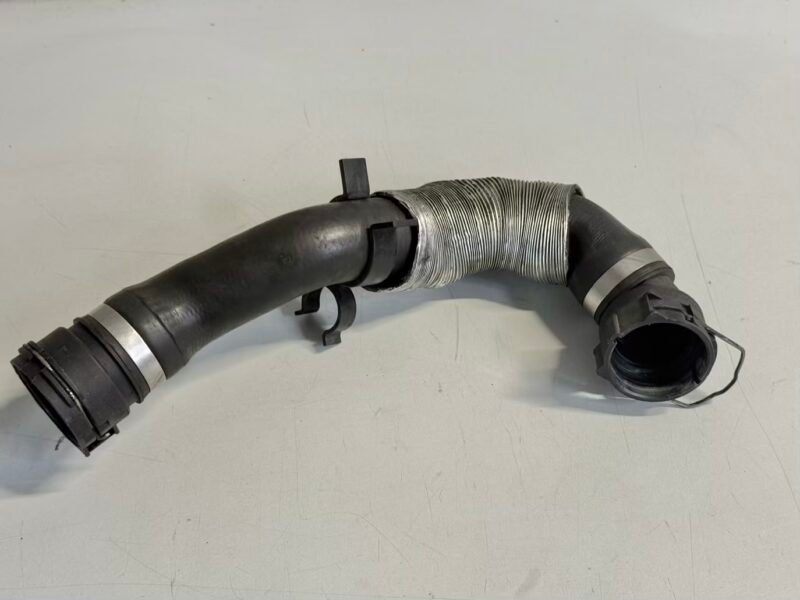 Kühlung Kühler Wasser Schlauch Kühler BMW 116i N43 E81 E87 2011 7552404, 7533978
