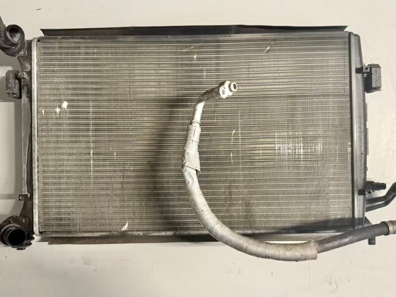 Kühler Motorkühlung Wasserkühler VW Touran 1T1 2003 1K0121251DF