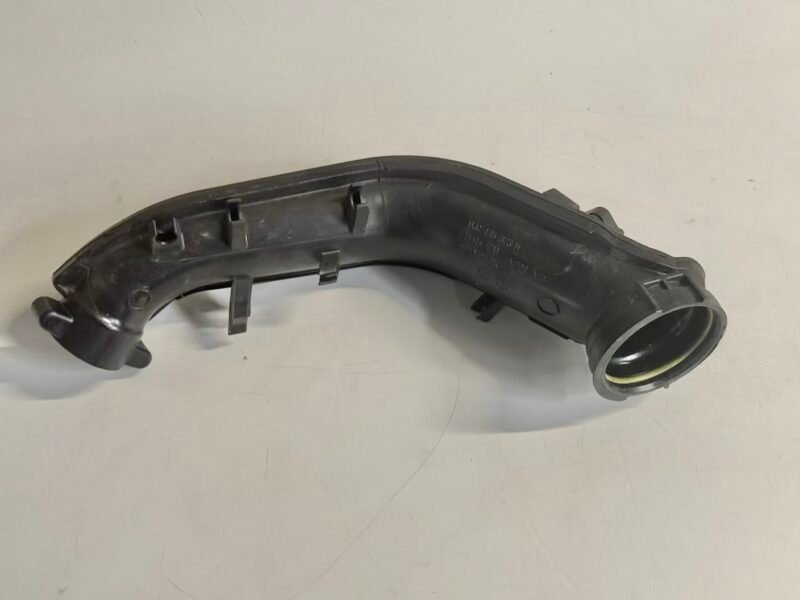 Ladeluft Ansaug Druckrohr Turbolader VW Golf Plus 2009 1,4 TSI 03C145673H
