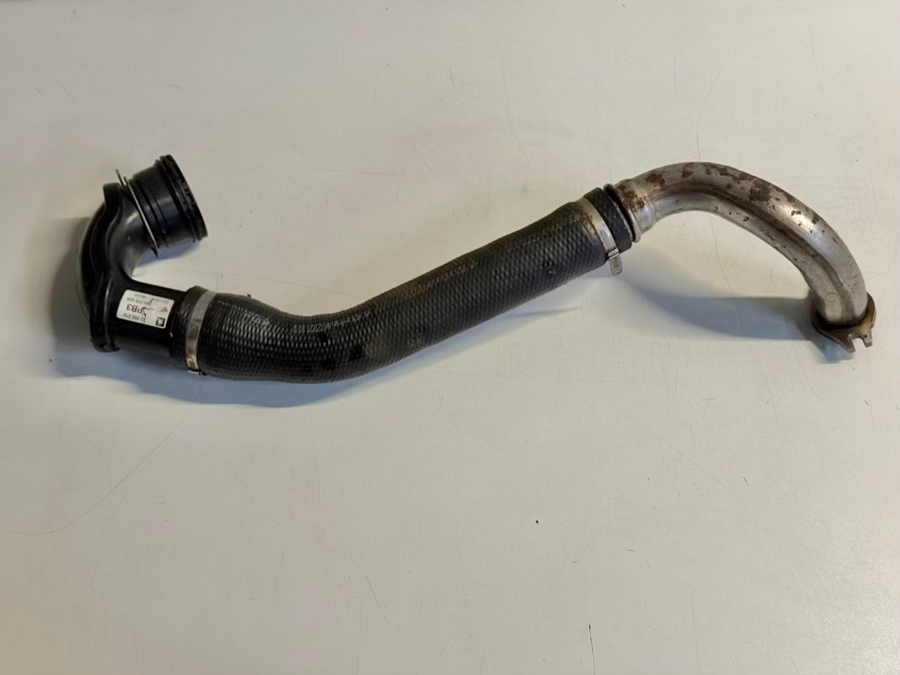 Ladeluftkühler Schlauch Leitung 1.7 CDTI OPEL ASTRA-J 2011 13265273, 360578926