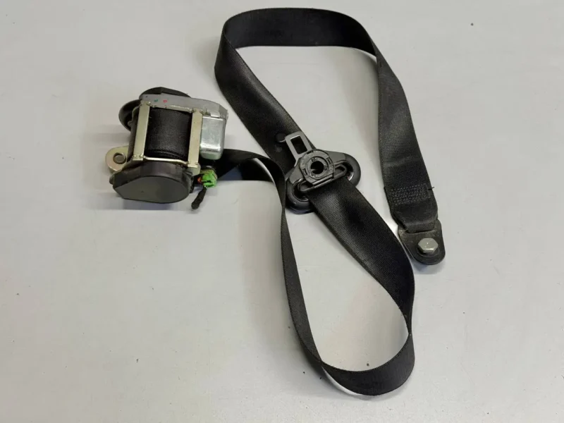 Sicherheitsgurt Vorne Links Mercedes Benz Vito W639 111CDI 2009 A6398603885