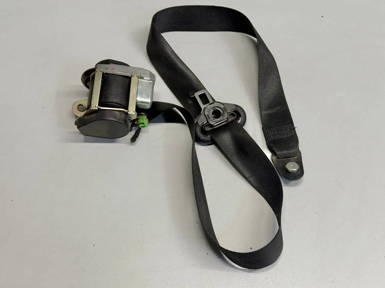 Sicherheitsgurt Vorne Links Mercedes Benz Vito W639 111CDI 2009 A6398603885