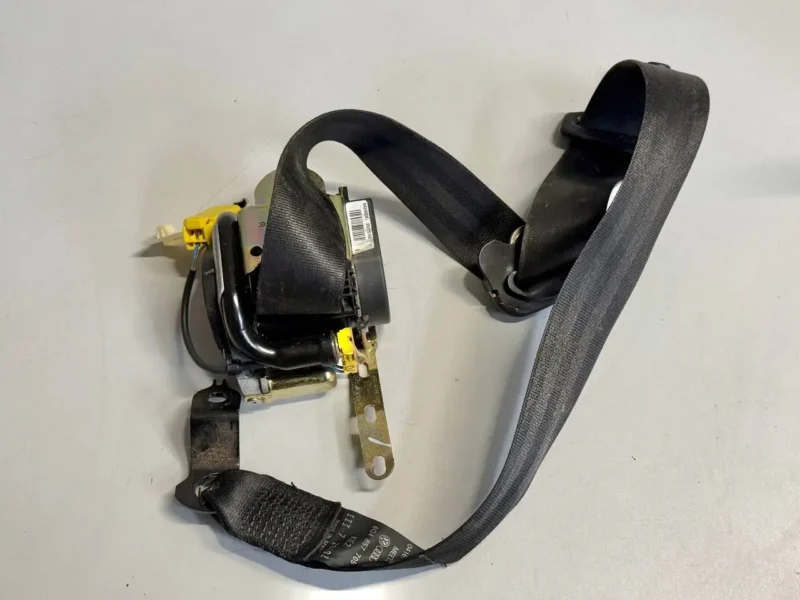 Sicherheitsgurt vorne links VW Polo 9N1 1,2L 2002 6Q4857705E, 5424028