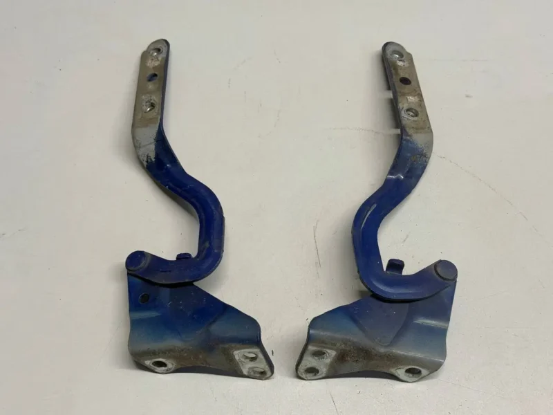 Motorhaubenscharniere Scharnier Mercedes Benz Vito W639 111CDI 2009 А6397500351