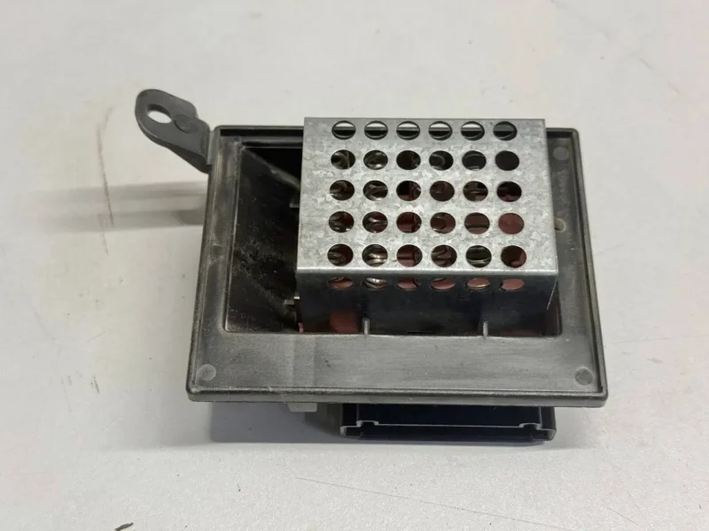 Widerstand Innenraumgebläse Mercedes Benz Vito W639 111 2009 A0018216560