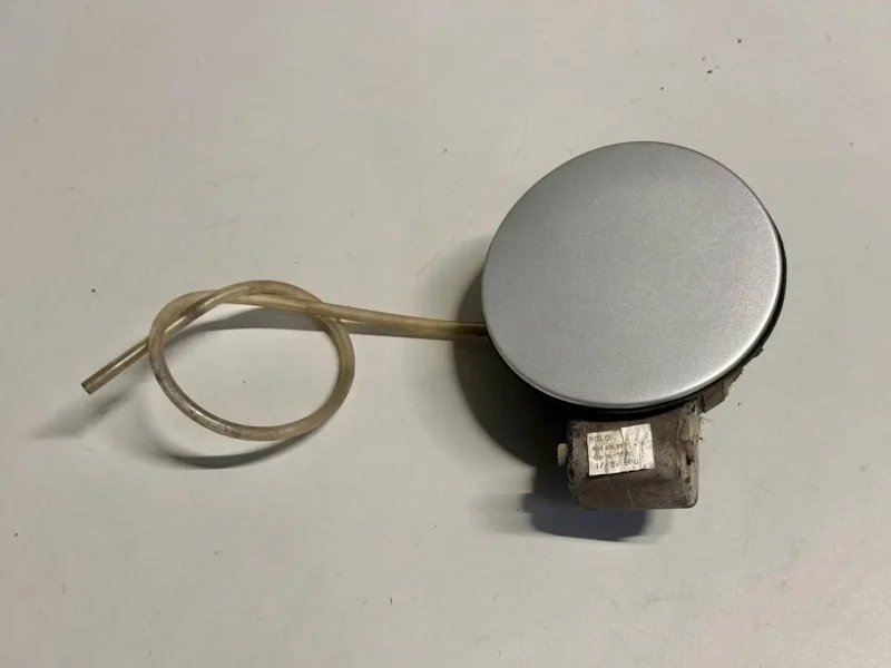 Tankdeckel Tankklappe Deckel VW Polo 9N1 1,2 2002 6Q6809857C FC: LA7W