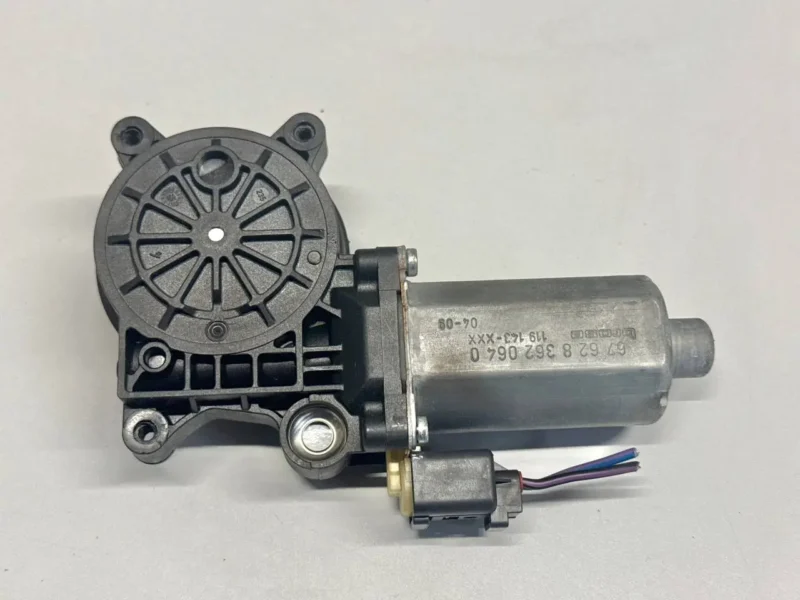 Fensterhebermotor Vorne Rechts Fensterheber BMW 116i N43 E81 E87 2011 0130821717