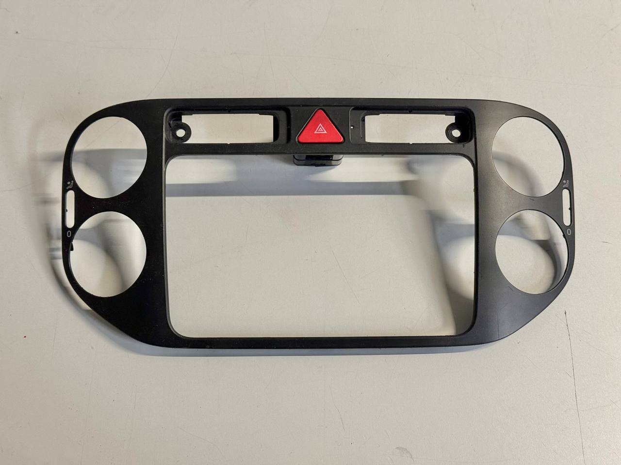 Abdeckung Radioblende Radio VW Golf Plus 2005 5M1 1,6 FSI 5M0858071, 5M0958509