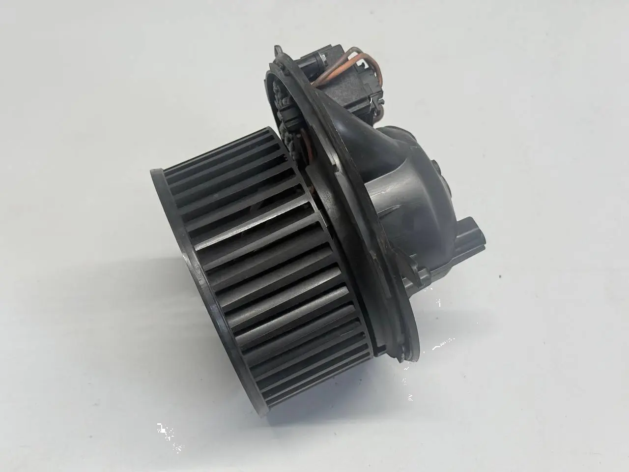 Gebläse Gebläsemotor mit Vorwiederstand VW Golf Plus 2006 5M1 1,6 3C1820015G, 3C0907521
