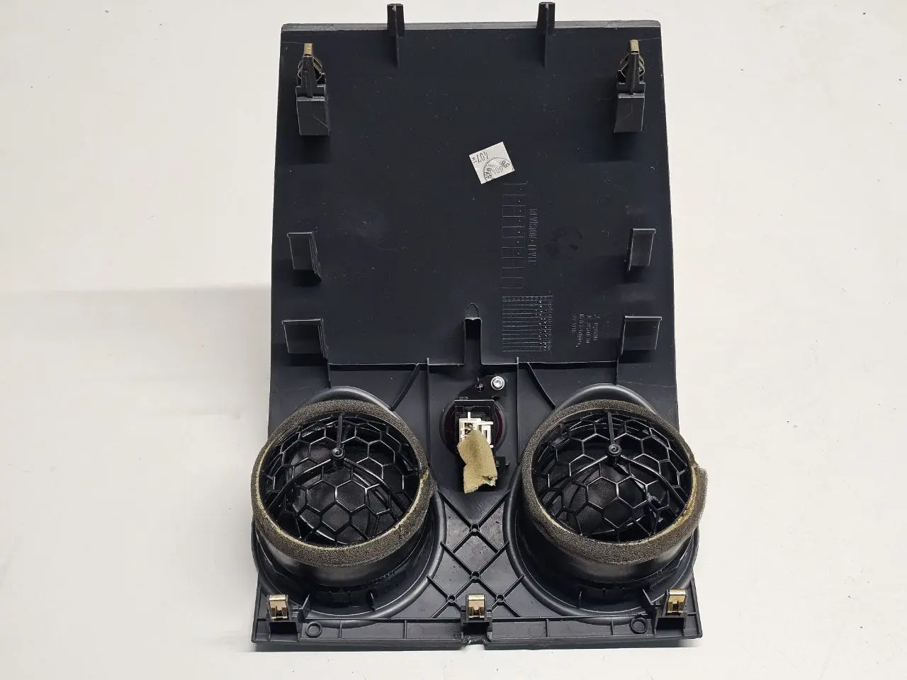 Mittelkonsole Lüftungsgitter Warnblinker Mitsubishi Colt 2006 1,3 MR951746