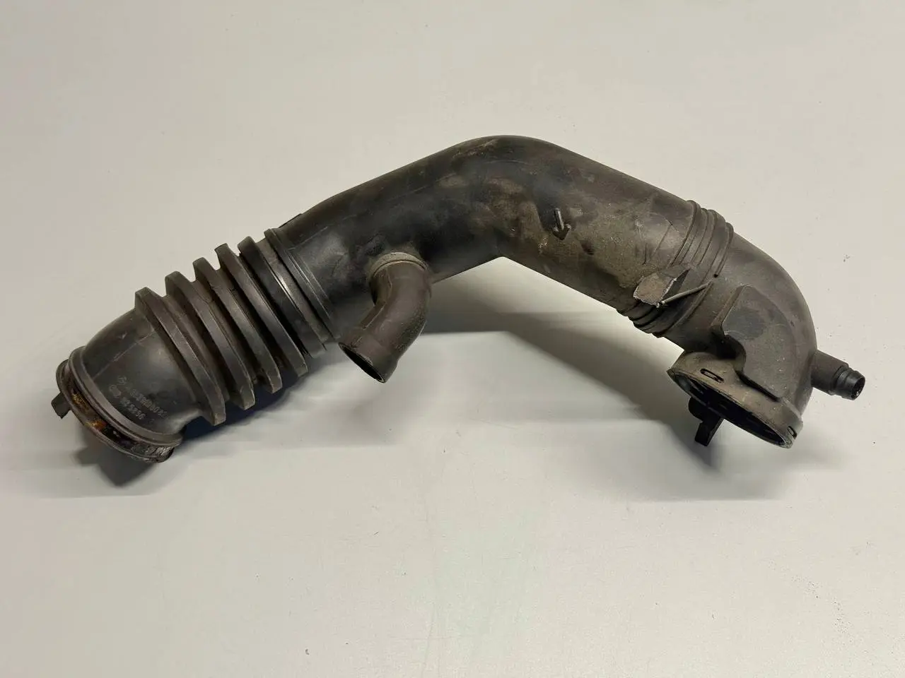 Luftansaugung Ansuagschlauch Mercedes BENZ CLK 320 1999 W208 1121410004