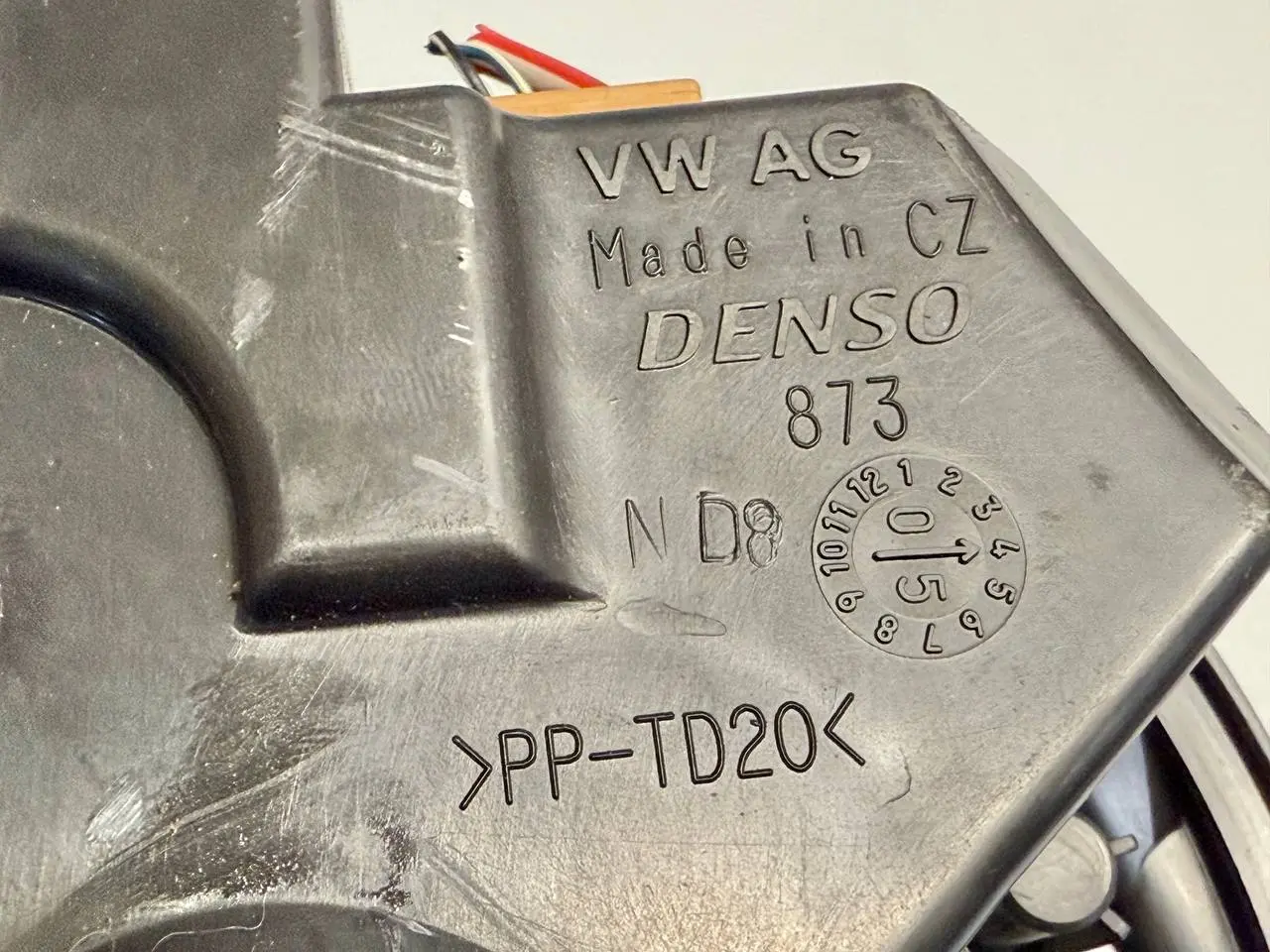 Gebläsemotor Lüftermotor VW Passat 3C 3C1820015