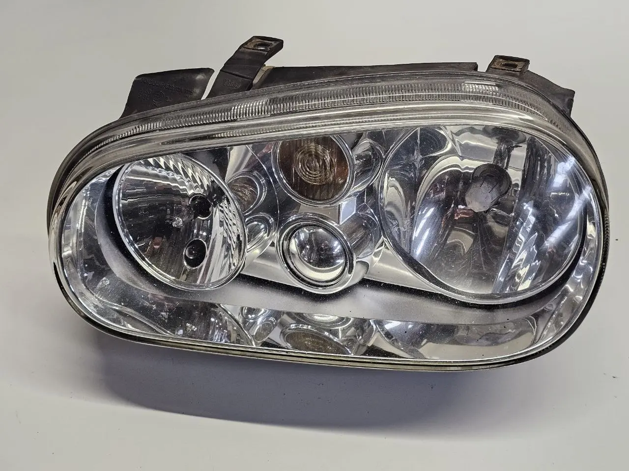 Scheinwerfer vorne LINKS VW Golf 4 1,6 1J1 2000 1J1941015B