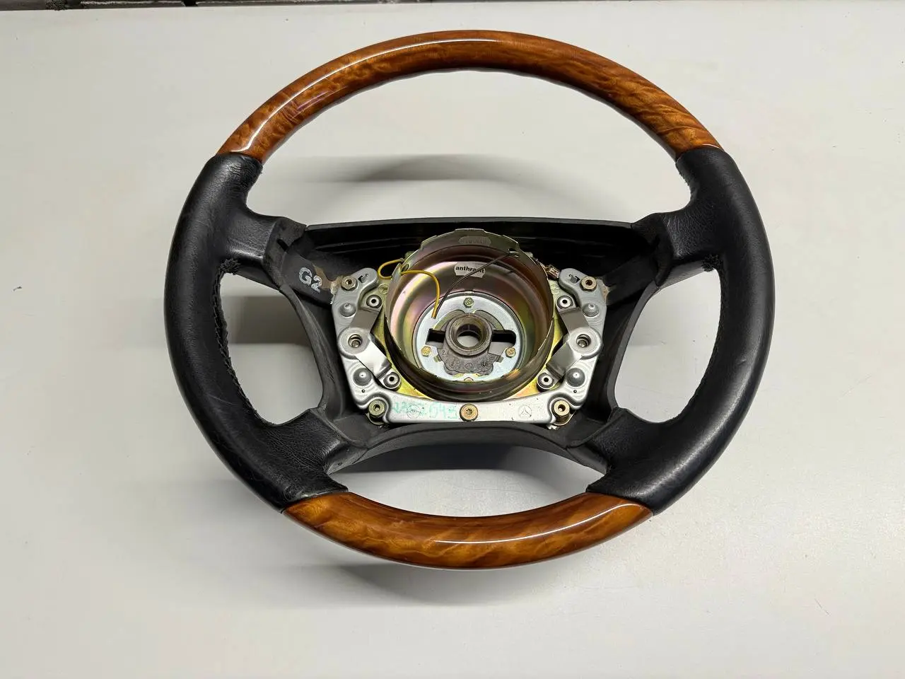 Lenkrad Lederlenkrad mit Wurzelholz Mercedes BENZ CLK 320 1999 W208