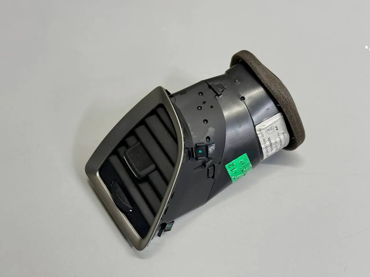 Luftdüse rechts 1.7 CDTI OPEL ASTRA-J 2011 13300555