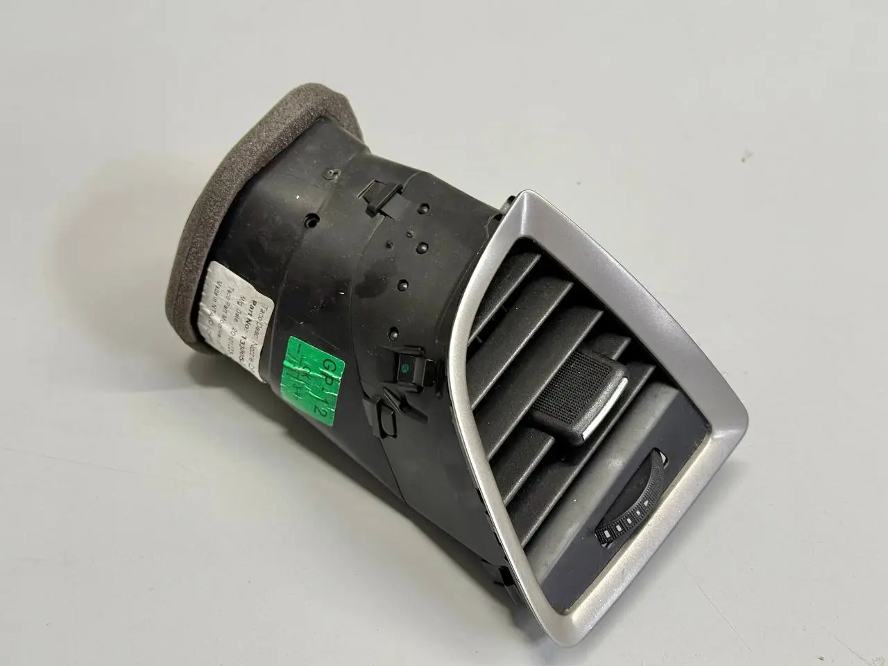 Luftdüse links 1.7 CDTI OPEL ASTRA-J 2011 13300545