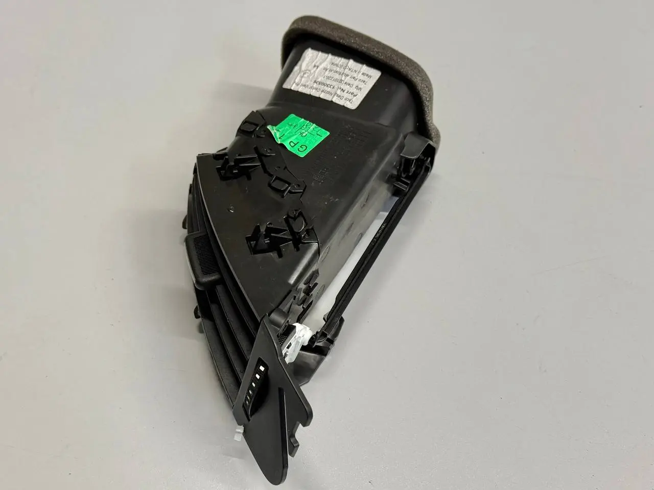 Front Rechts Armaturenbrett 1.7 CDTI OPEL ASTRA-J 2011 13300574