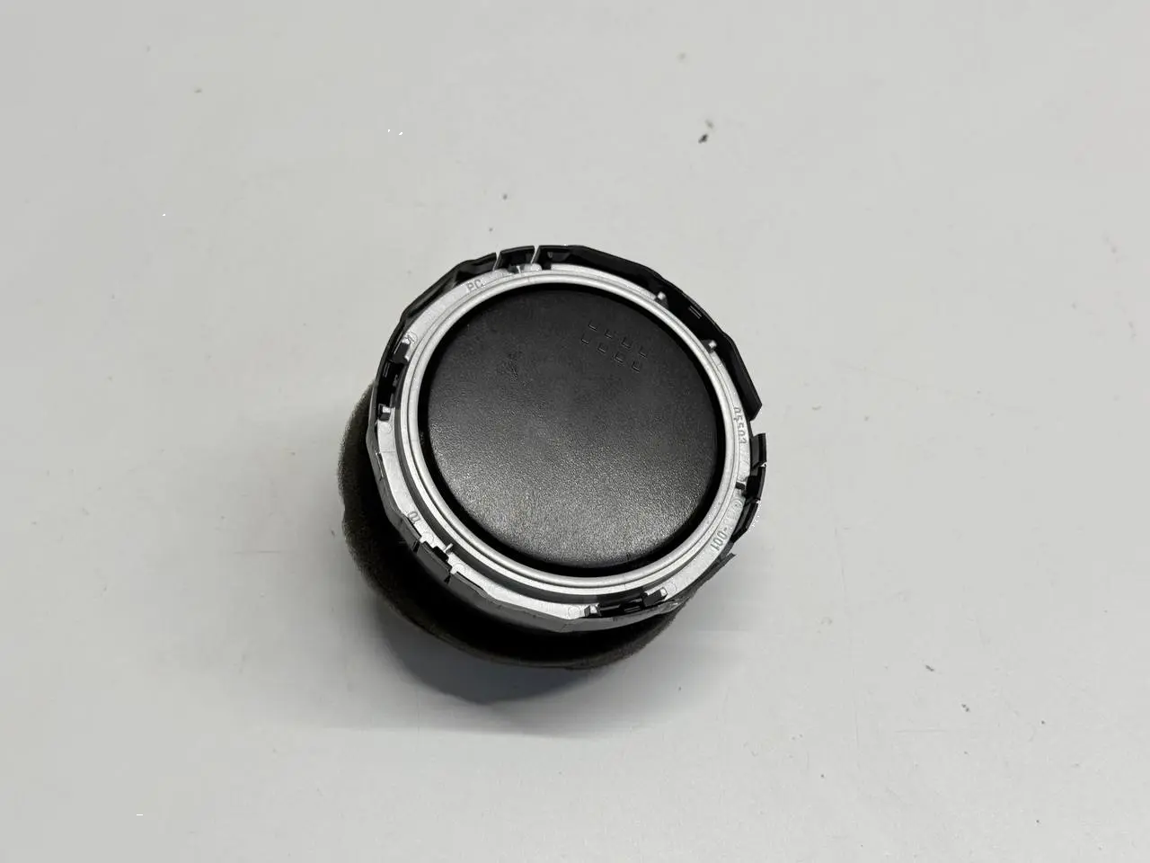 Lüftungsgitter Lüftungsdüse Luftdüse Mitsubishi Colt 2006 1,3 MN140559