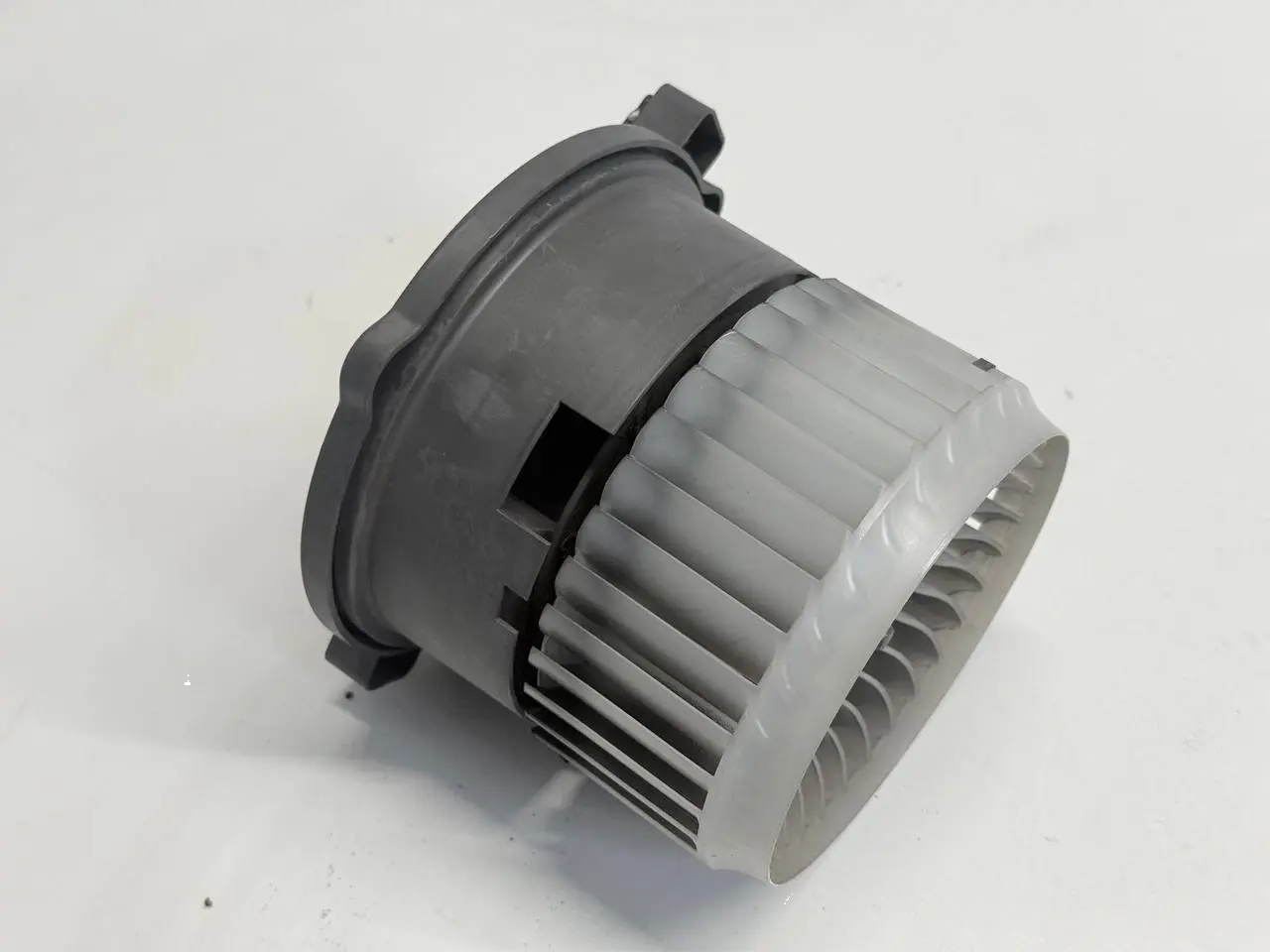 Heizungsgebläse Gebläsemotor Mitsubishi Colt 2006 1,3 1736006902