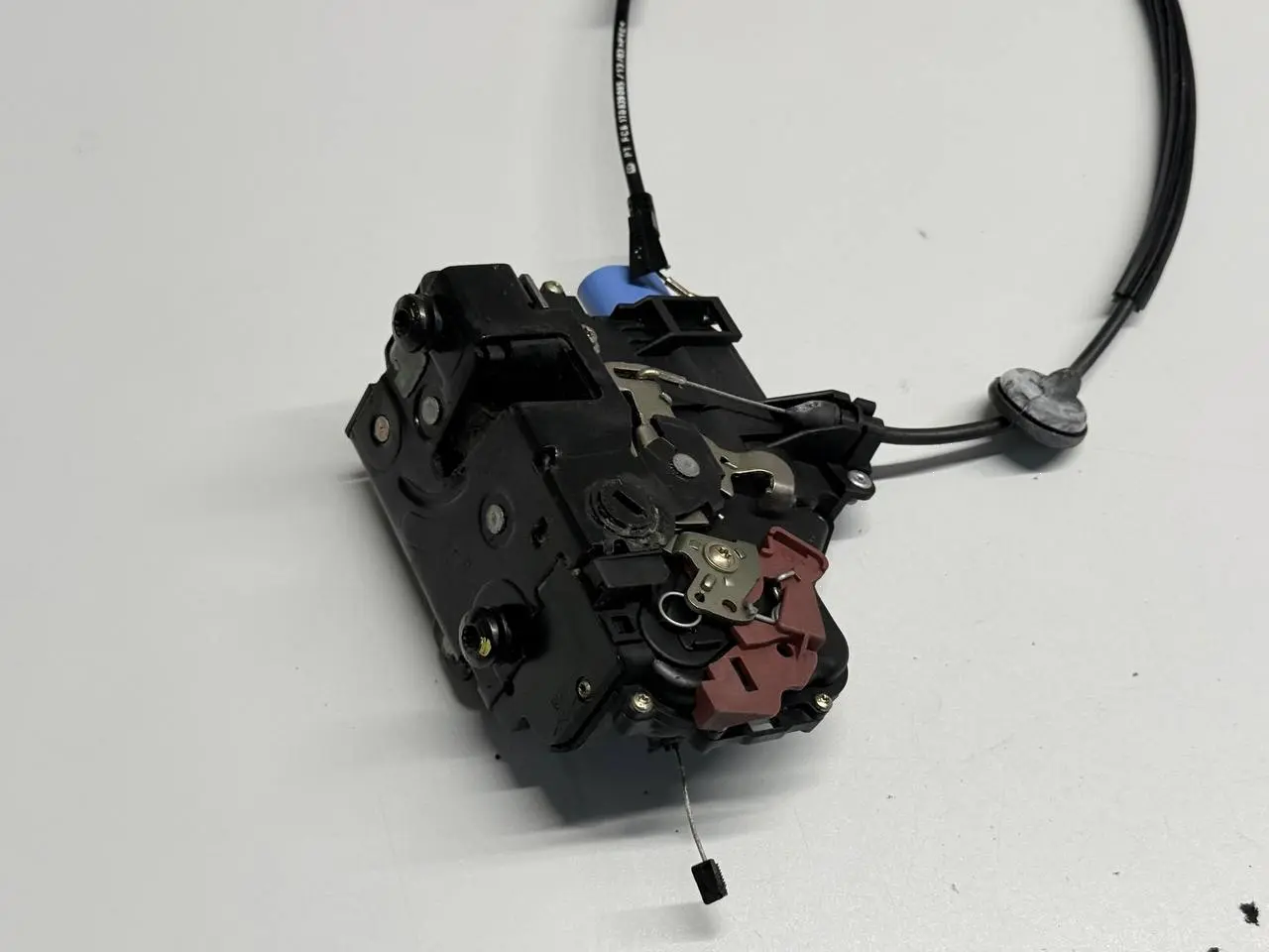 Türschloss ZV hinten rechts 7L0839016