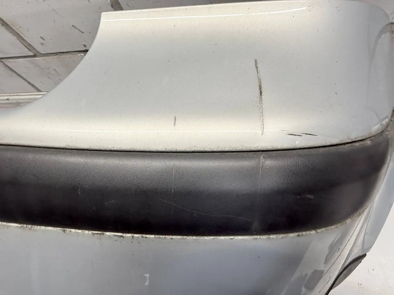 Stoßstange hinten VW Golf 4 1,6 1J1 2000 1J6807421D FC: LB7Z