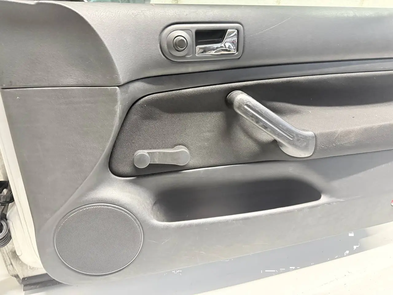 Tür vorne Rechts komplett VW Golf 4 1,6 1J1 2000 Tür vorne Rechts