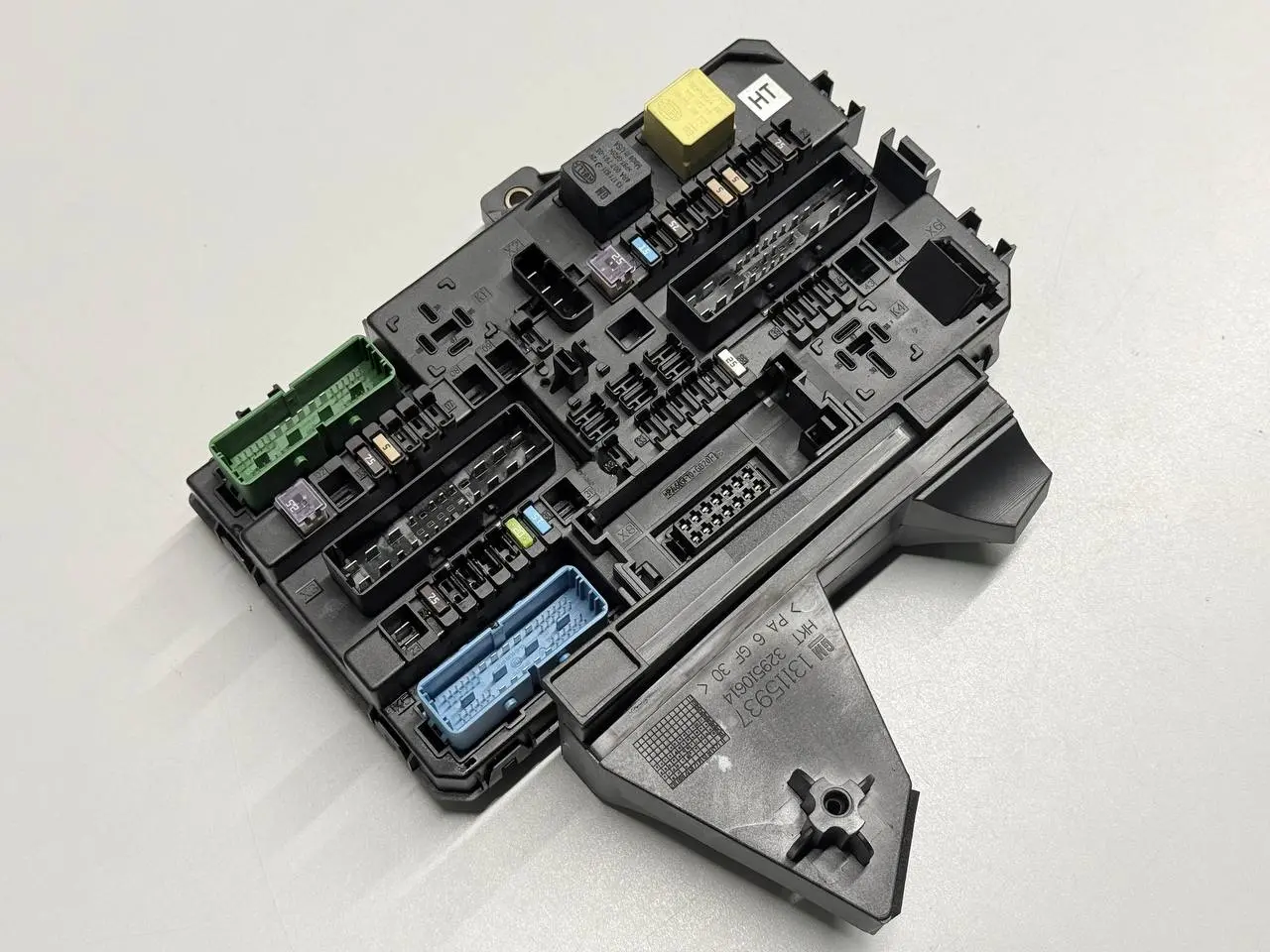 Hintere Sicherungskasten Relaiskasten BCM ASTRA-H 1.6 DOHC 2007 13115937