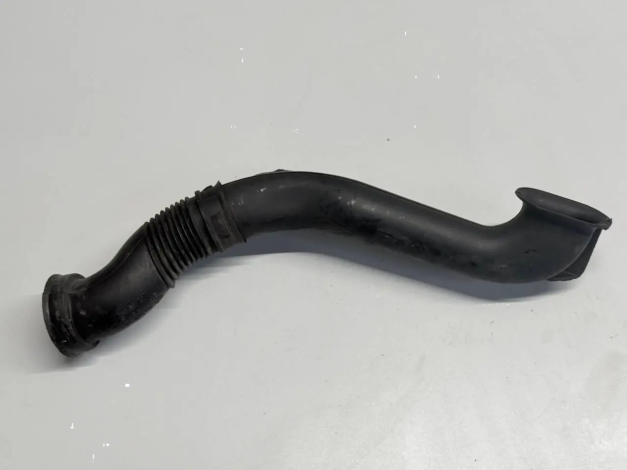 Ansaugschlauch Ansaugrohr Luftschlauch ASTRA-H 1.6 DOHC 2007 55351756, 90531007