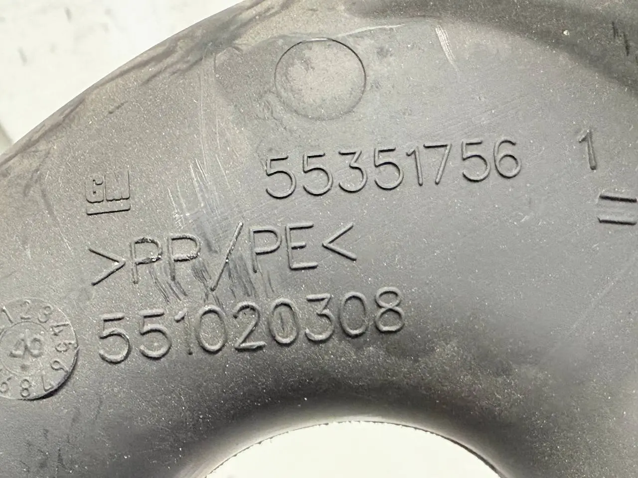 Ansaugschlauch Ansaugrohr Luftschlauch ASTRA-H 1.6 DOHC 2007 55351756, 90531007