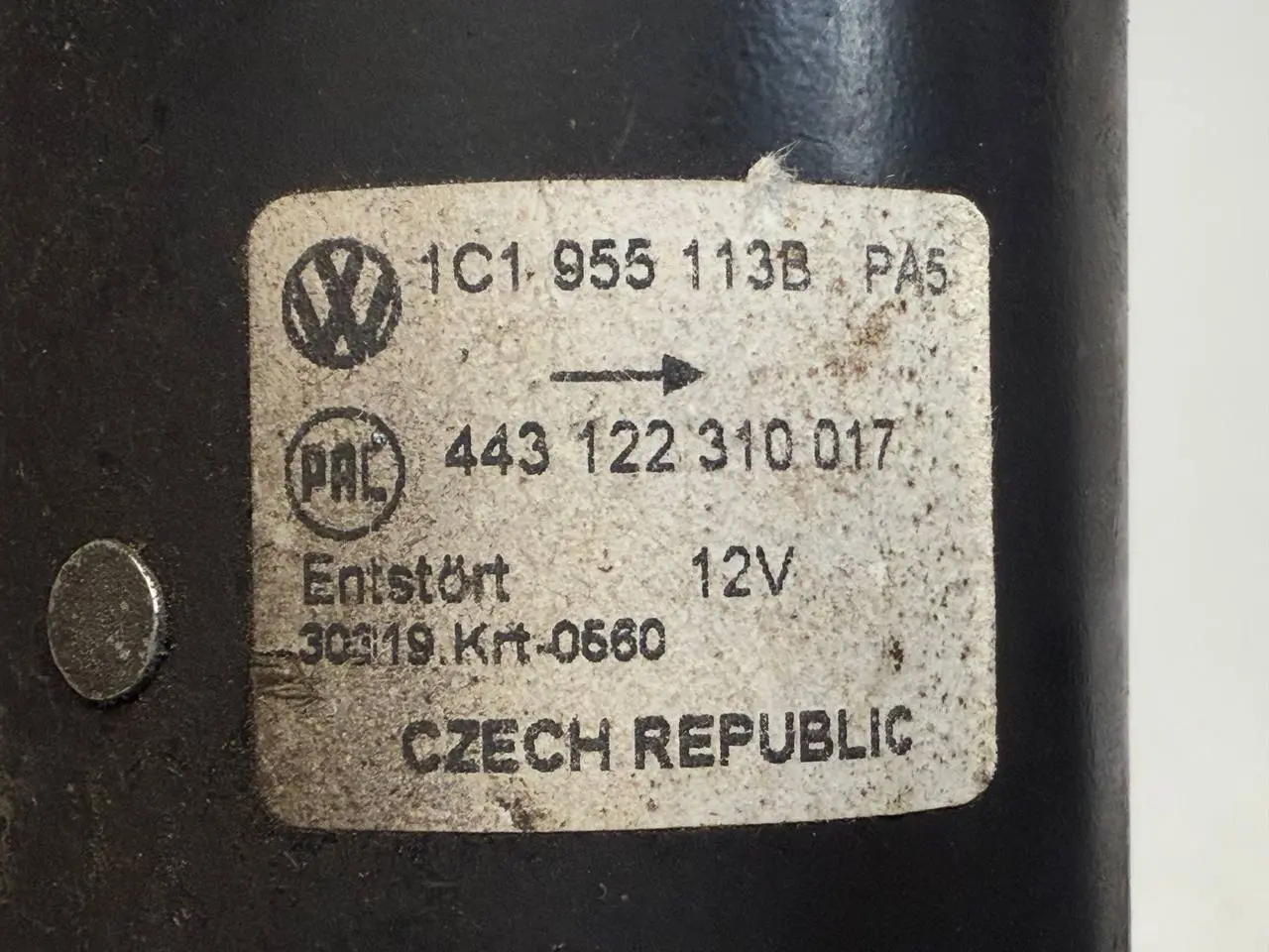 Scheibenwischermotor mit Gestänge und VW New Beetle 1C1 2004 1C1955023