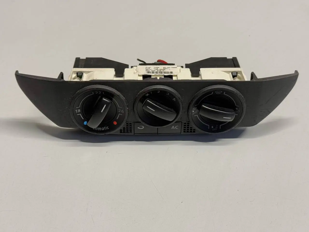 Klimabedienteil Heizungsregler Steuergerät VW Polo 9N1 1,2L 2002 6Q0820045