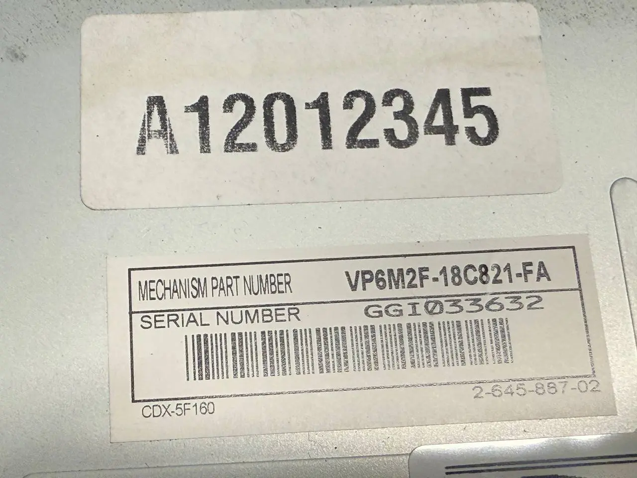 Audiosystem Sony Radio CD FORD Mondeo CA2 2.0L TDCi 2008 VP6M2F18C821FA