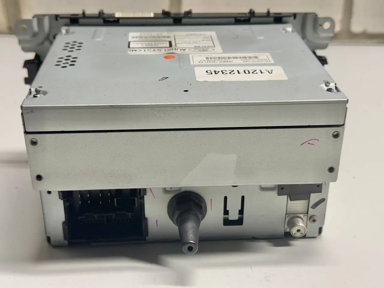 Audiosystem Sony Radio CD FORD Mondeo CA2 2.0L TDCi 2008 VP6M2F18C821FA