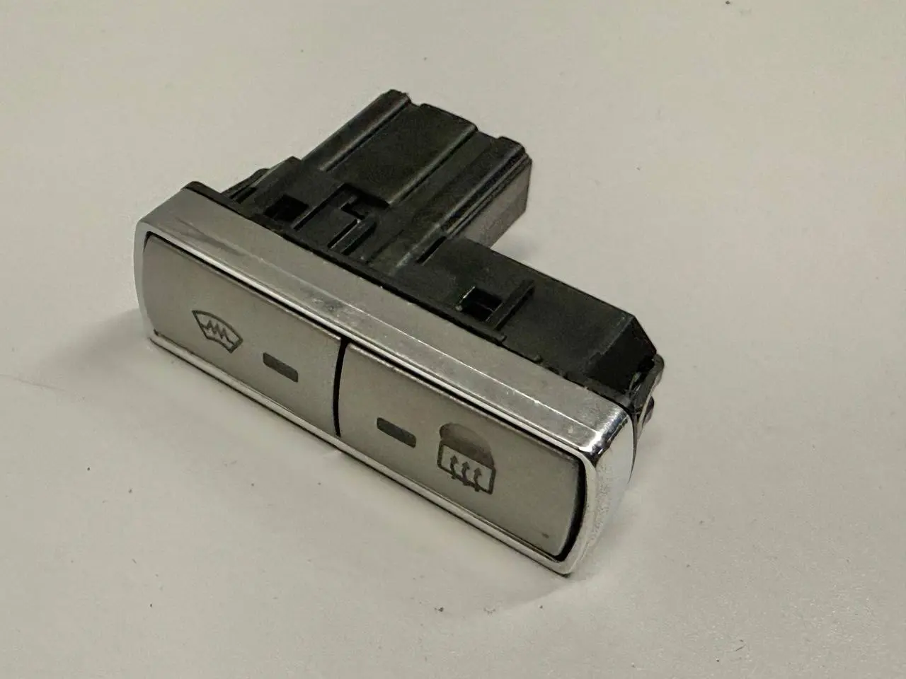 Heizschalter Front- und Heckscheibe FORD Mondeo CA2 2.0L TDCi 2008 6M2T18K574AC