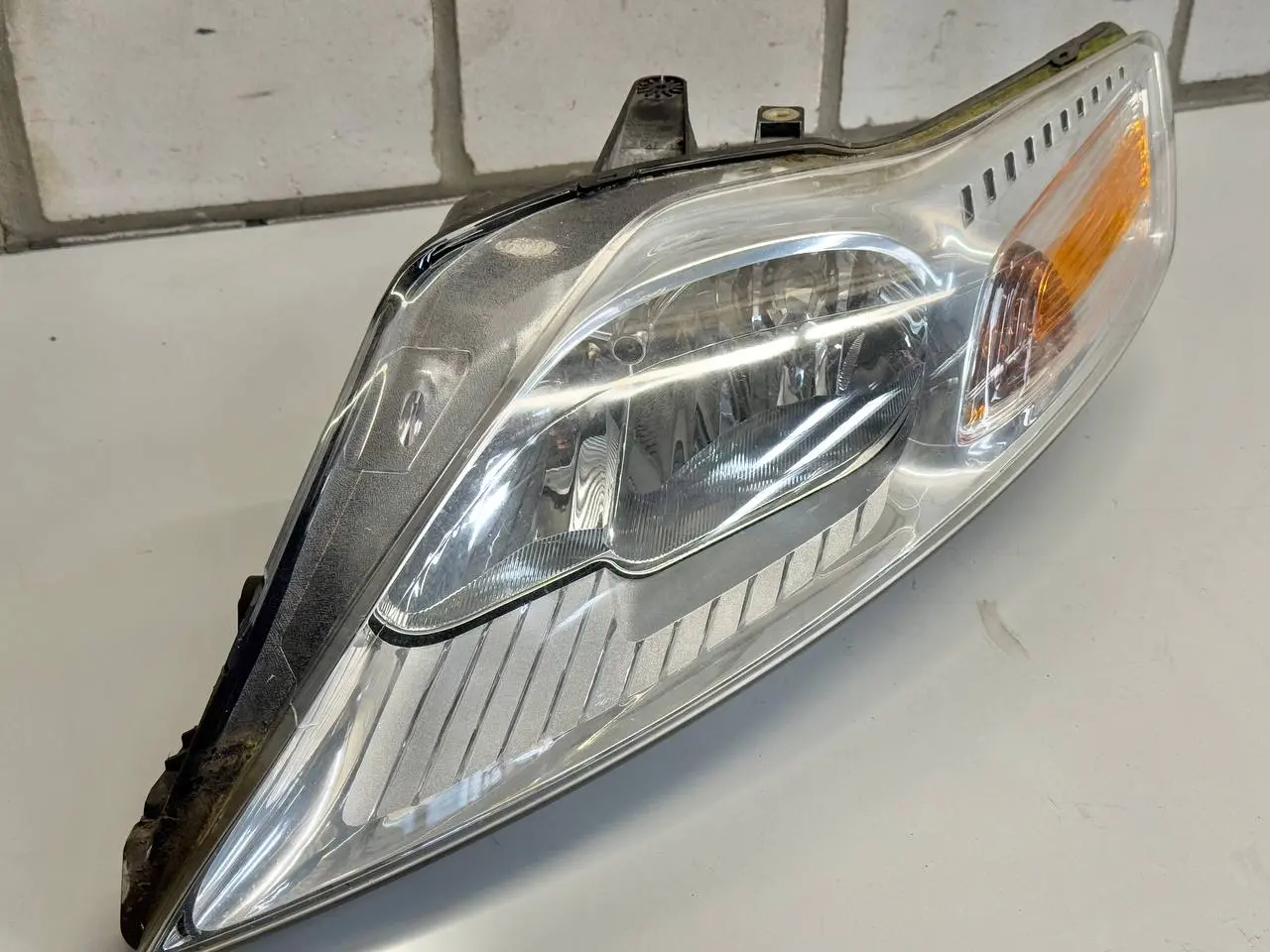 Frontscheinwerfer Hauptscheinwerfer links FORD Mondeo CA2 2.0L TDCi 2008 1EF0105