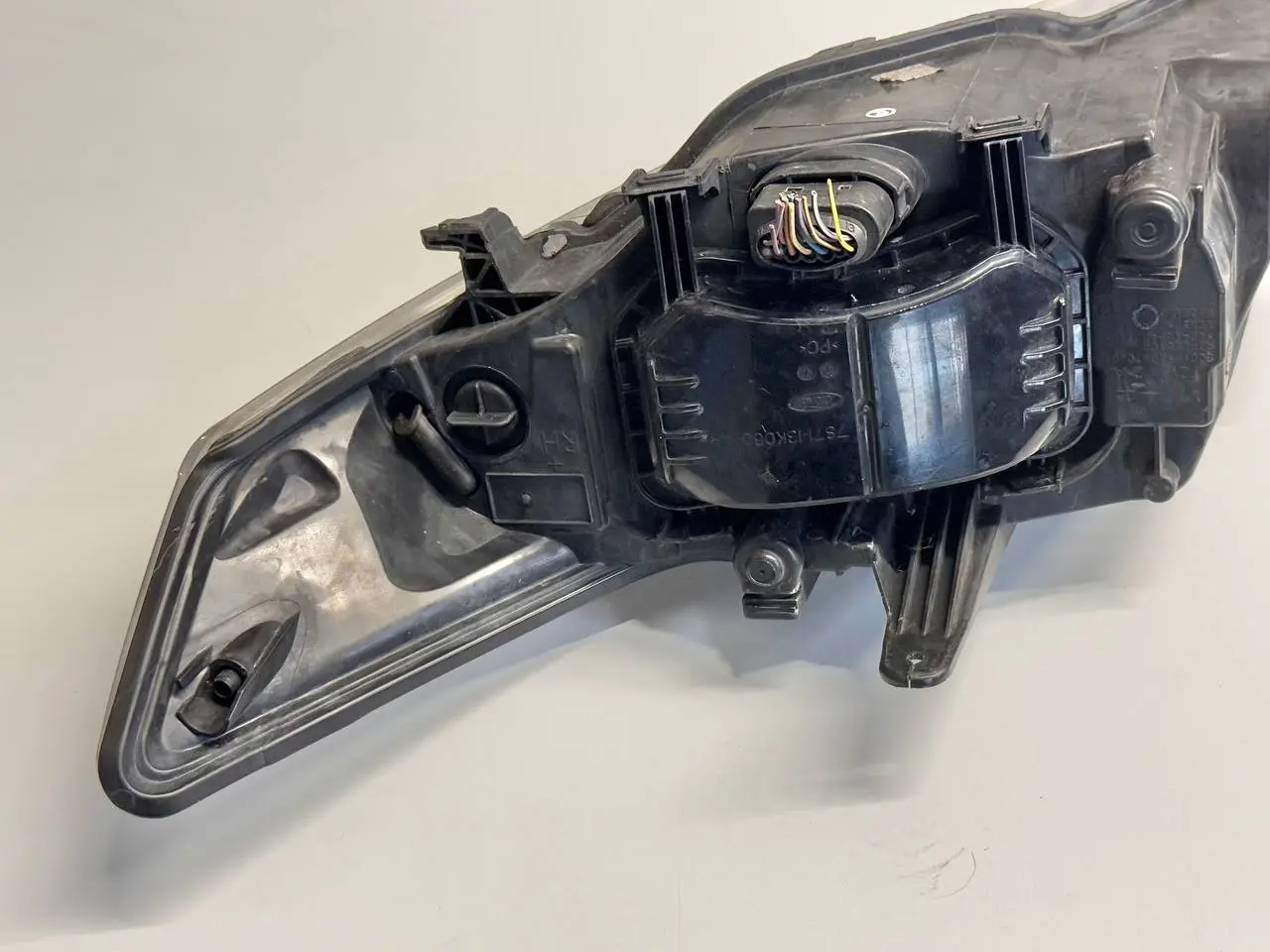 Scheinwerfer Hauptscheinwerfer vorn rechts FORD Mondeo CA2 2.0L TDCi 2008 7S7113K060AB