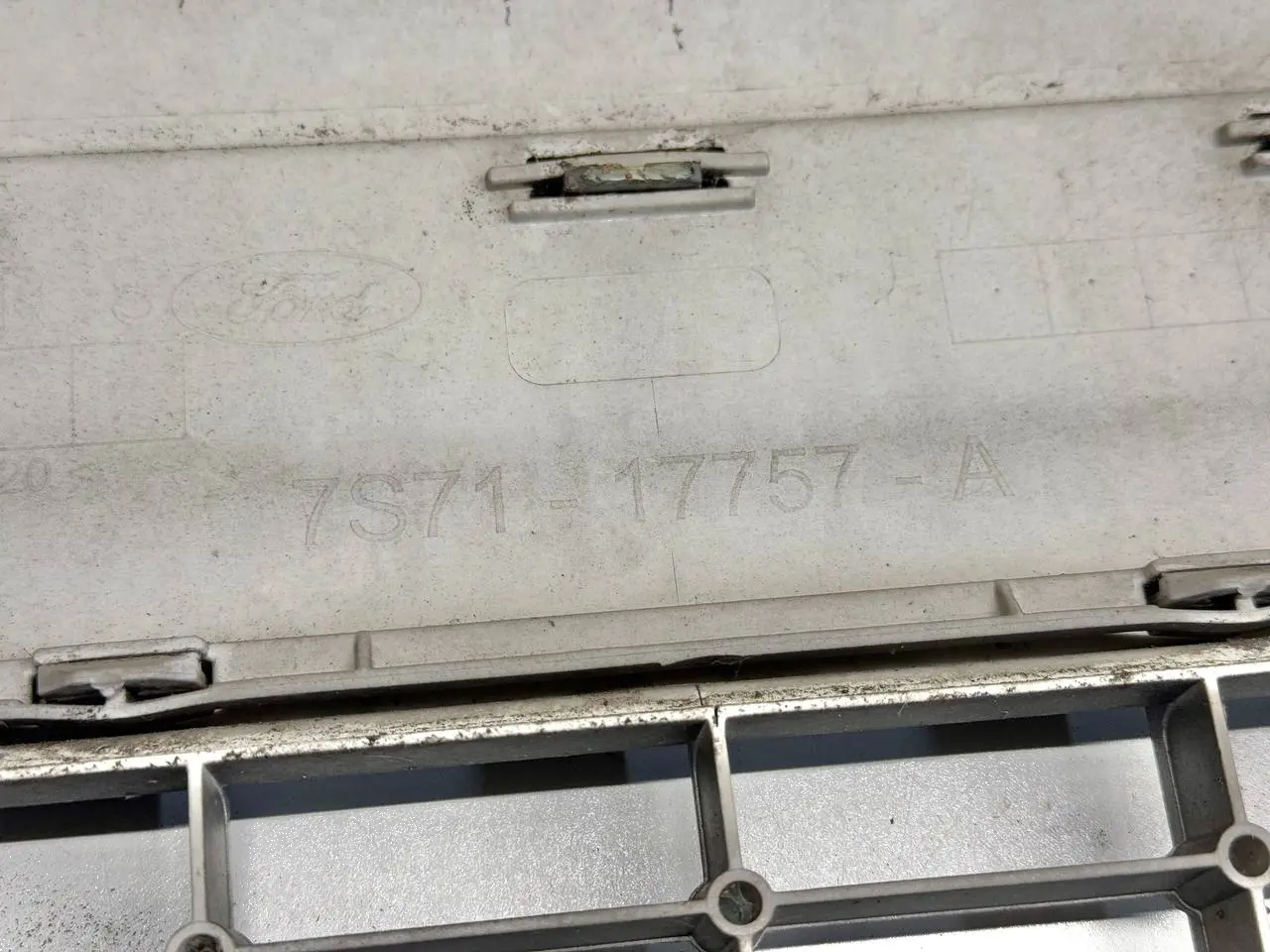 Stoßstange vorne für Mondeo IV FORD Mondeo CA2 2.0L TDCi 2008 7S7117757A FC: