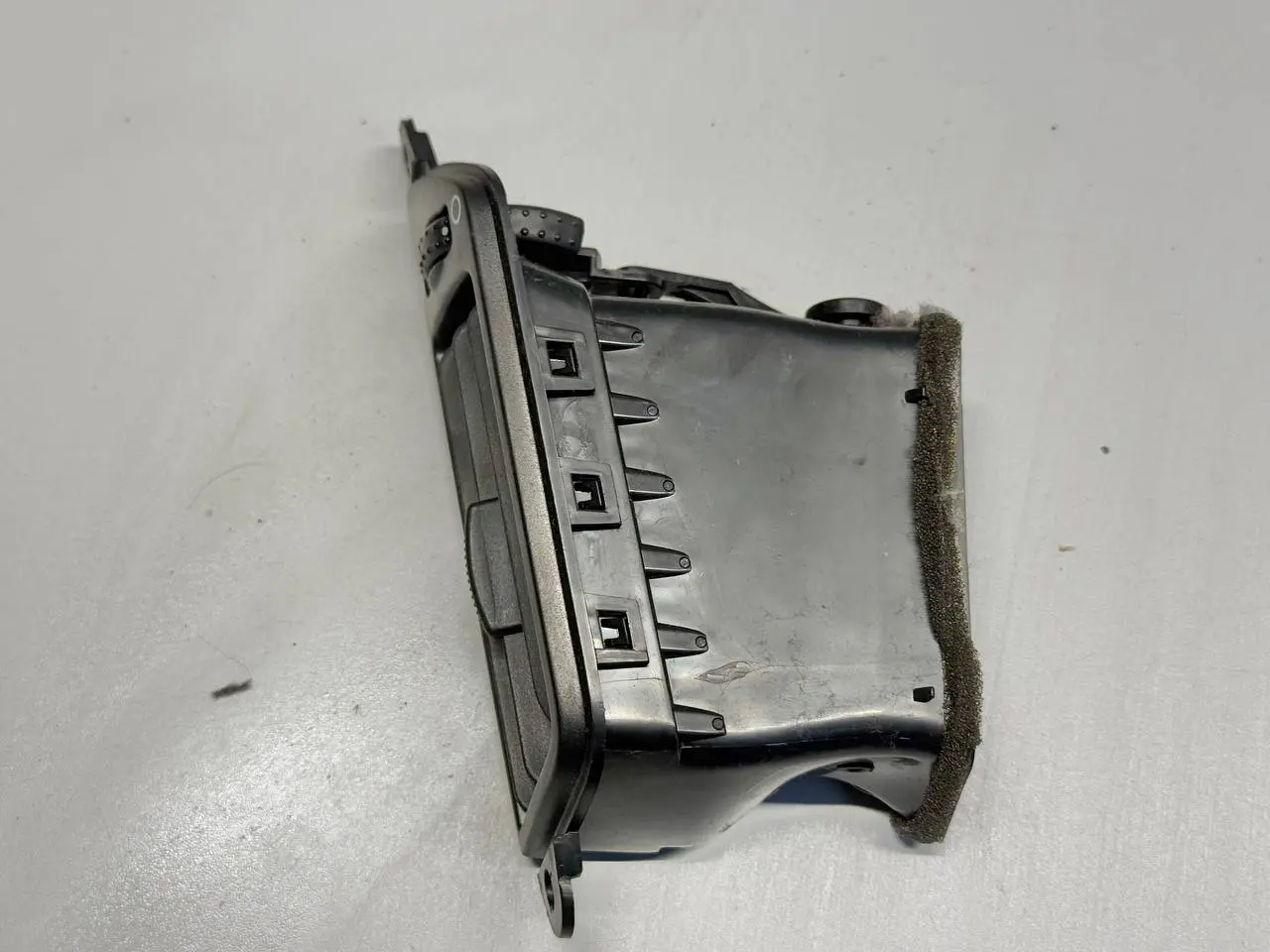 Luftdüse B-Säule hinten links FORD Mondeo CA2 2.0L TDCi 2008 6M21U246W03