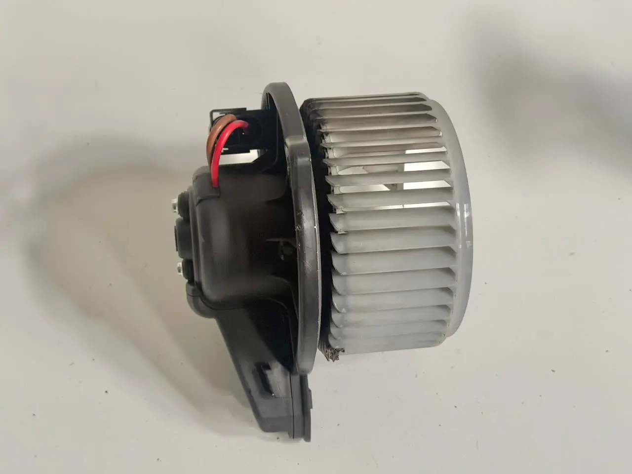 Geblaesemotor Heizungsgeblaese A6 Avant 4B5 TDI 2.5L 2002 0130111202