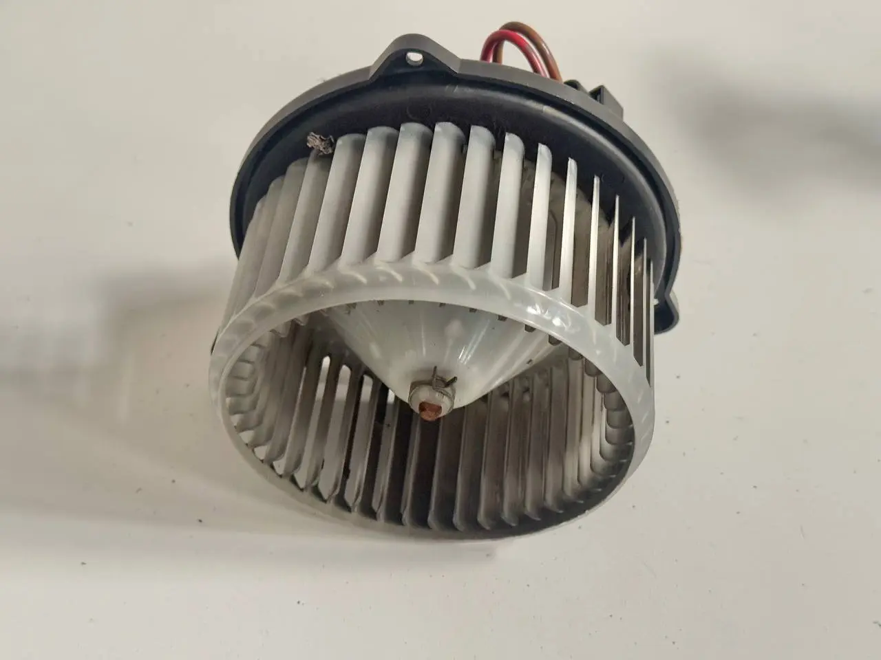 Geblaesemotor Heizungsgeblaese A6 Avant 4B5 TDI 2.5L 2002 0130111202