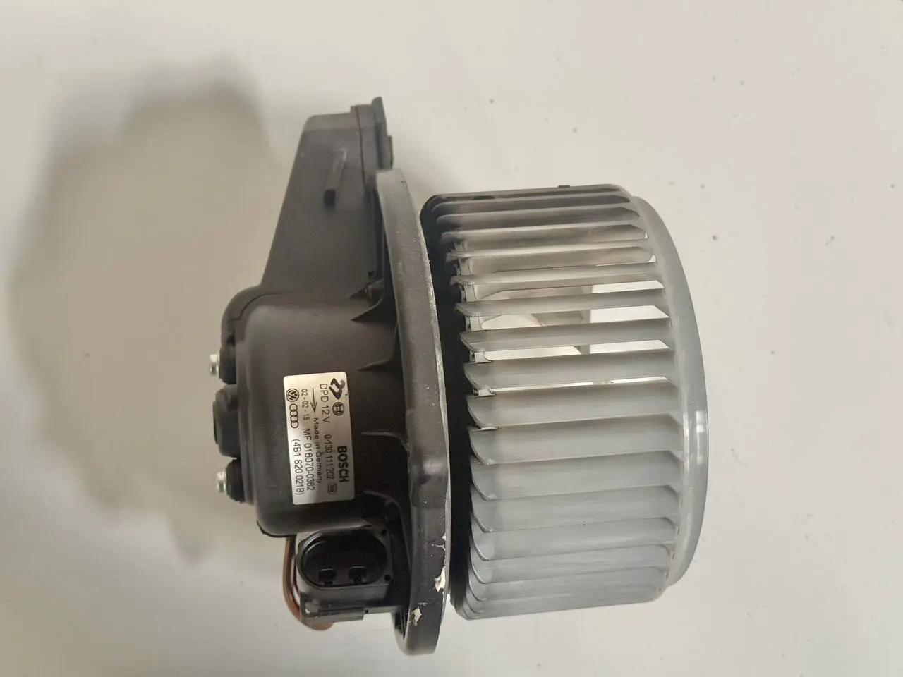 Geblaesemotor Heizungsgeblaese A6 Avant 4B5 TDI 2.5L 2002 0130111202