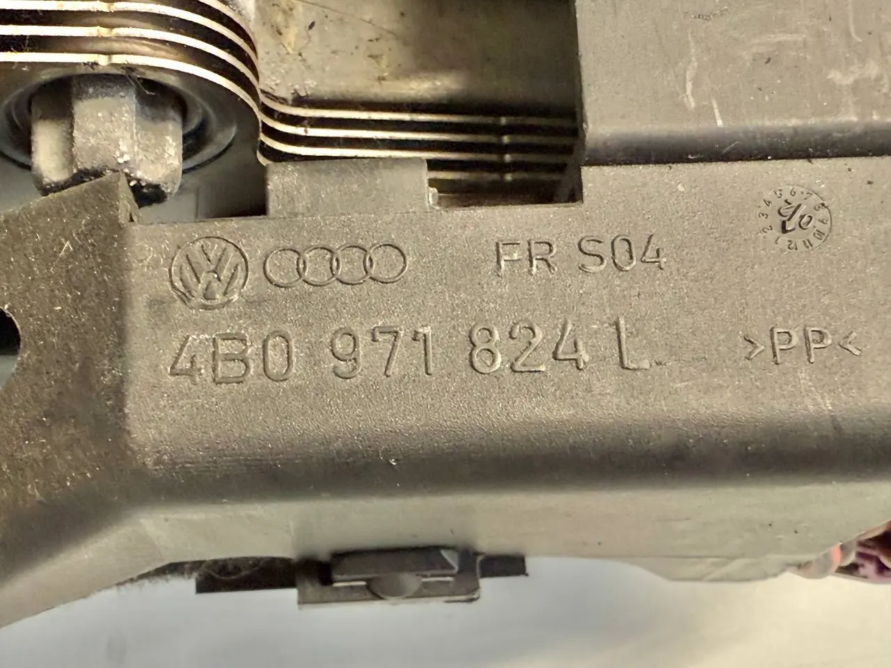 Lenksäule höhenverstellbar A6 Avant 4B5 TDI 2.5L 2002 4B0419502E, 4B0419502