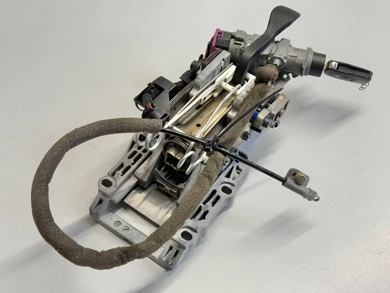 Lenksäule höhenverstellbar A6 Avant 4B5 TDI 2.5L 2002 4B0419502E, 4B0419502