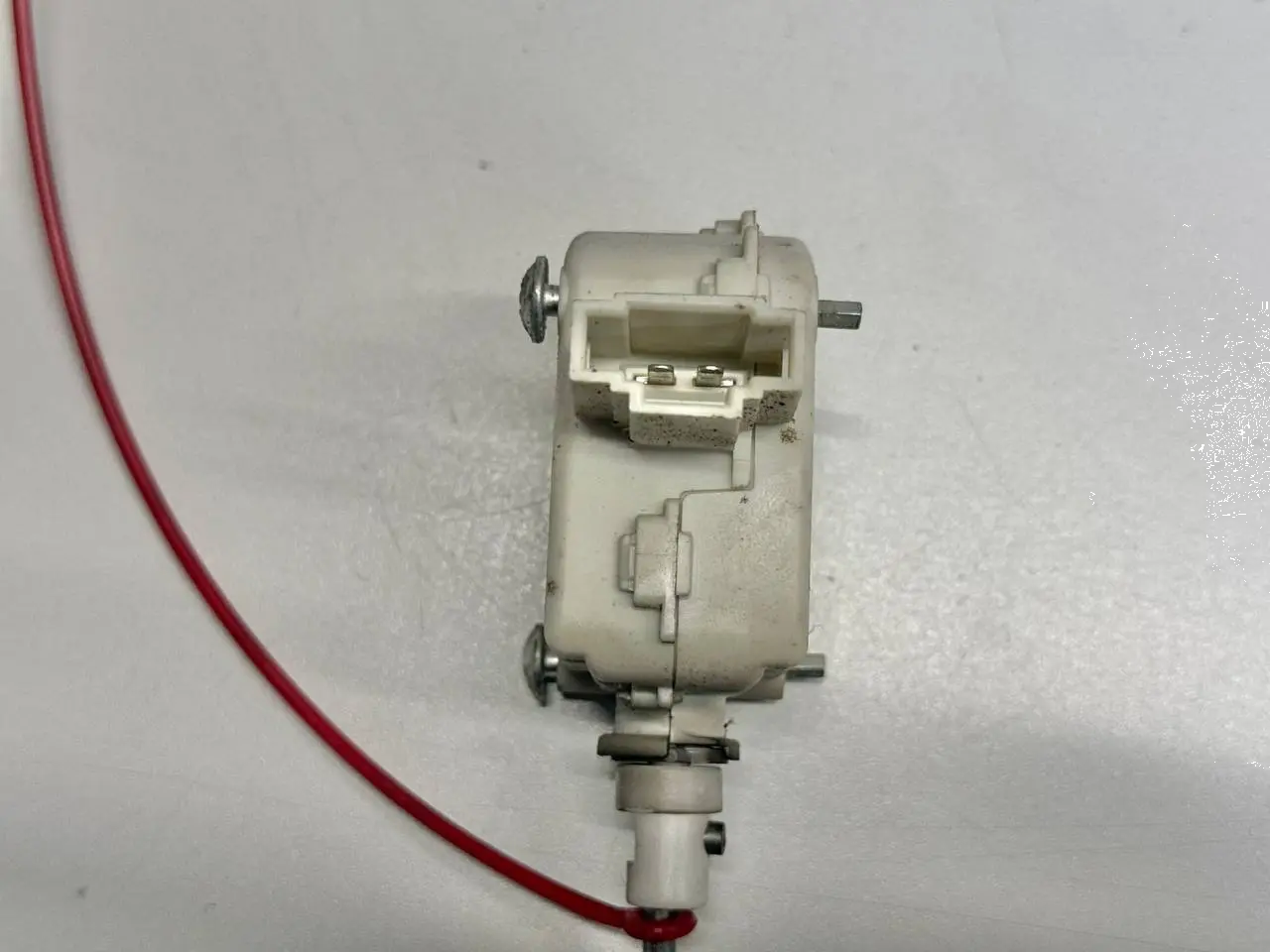 Ladeturm für Mähroboter GARDENA SILENO City A6 Avant 4B5 TDI 2.5L 2002 ANDERE