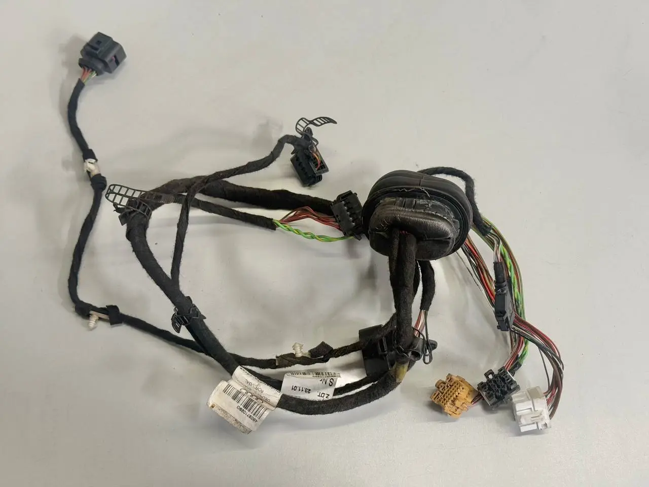 Lueftungsmotor mit Widerstand Audi A6 Avant 4B5 TDI 2.5L 2002 ANDERE4B0971029G