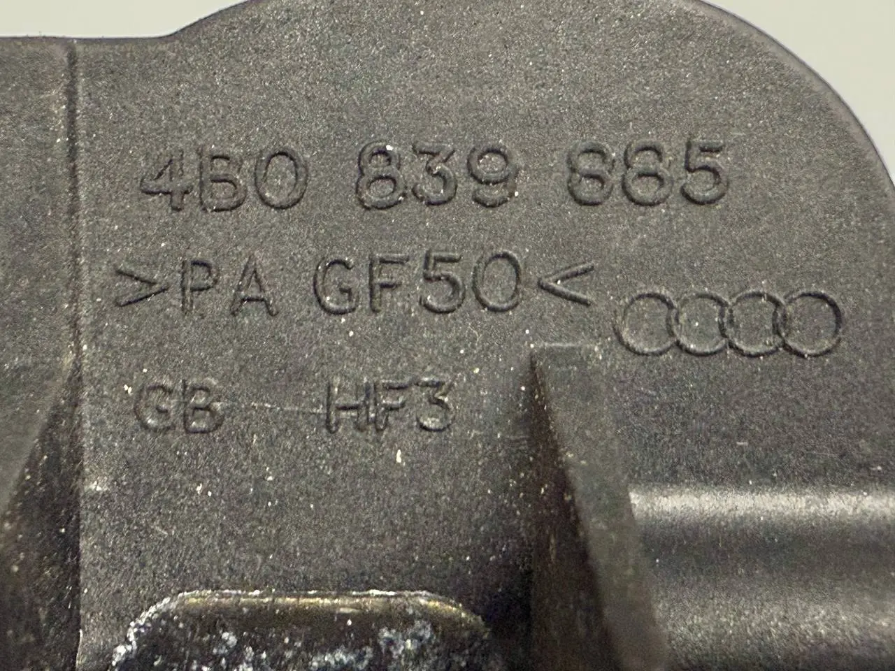 Türgriff außen hinten links rechts Audi A6 Avant 4B5 TDI 2.5L 2002 4B0839885